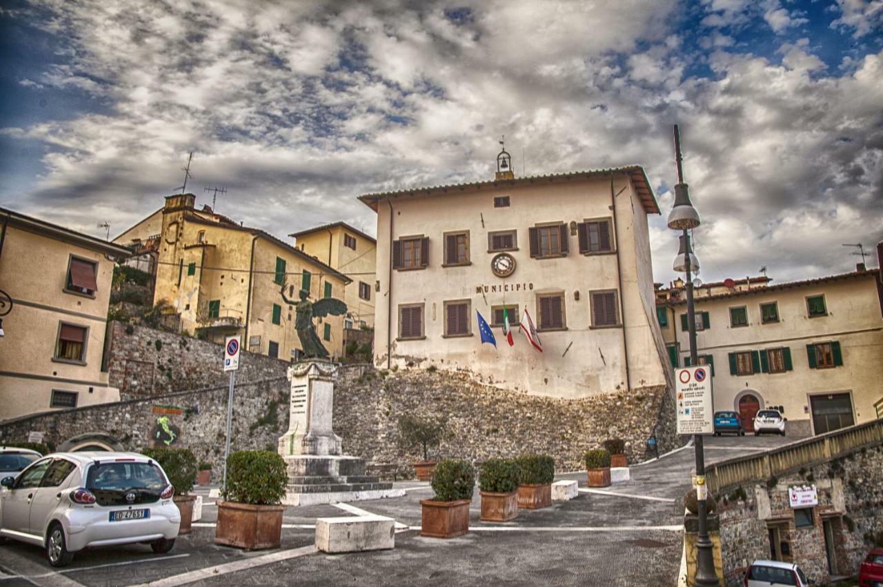 شقة Il Castello Bucine المظهر الخارجي الصورة