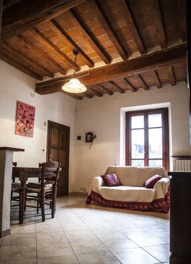 شقة Il Castello Bucine المظهر الخارجي الصورة